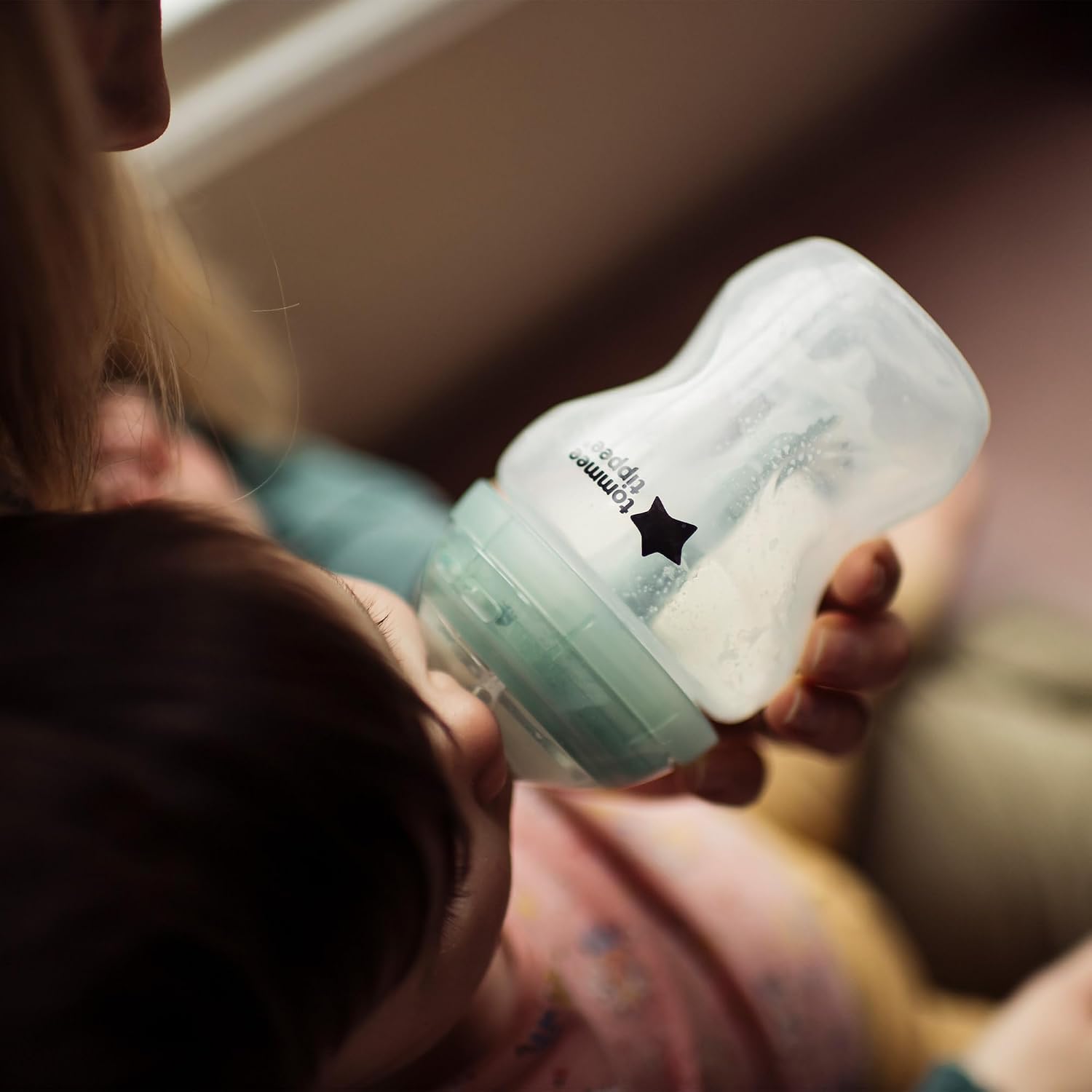 Detalle de Tommee Tippee Biberons Anti-Colique 260 ml (lot de 6) avec tétine à forme de sein