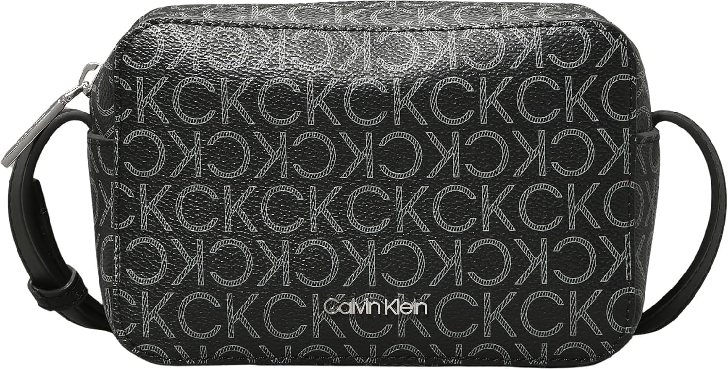Detalle de Calvin Klein CK Must Camera Bag sac bandoulière petit noir