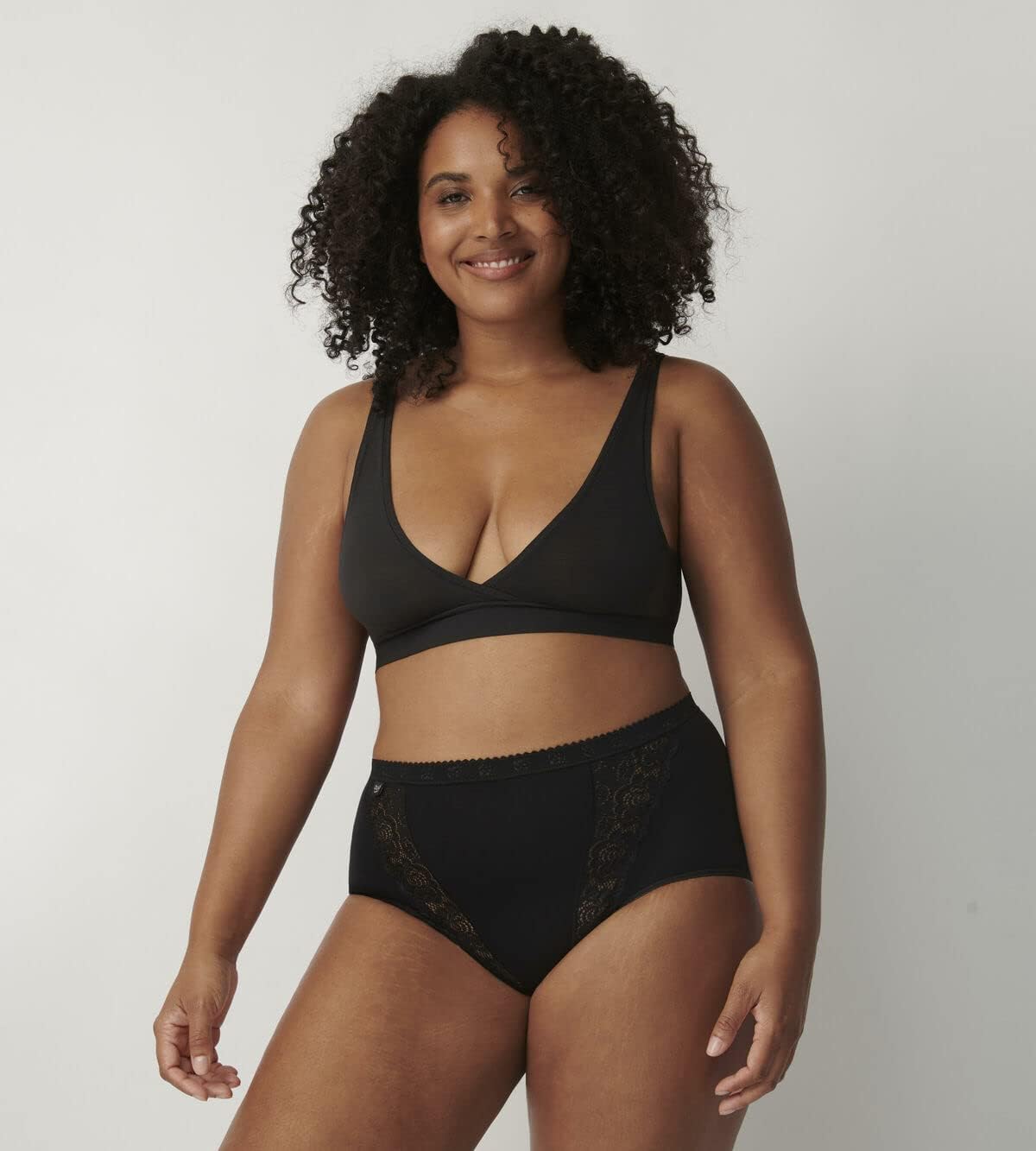 Detalle de Sloggi Chic Maxi 4p Culotte Femme – Lot de 4, coton doux et dentelle élégante