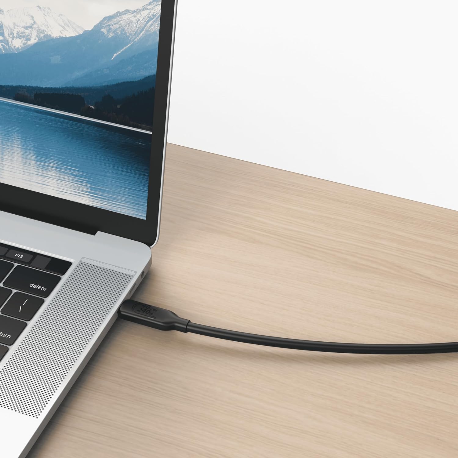 Thumbnail 6 de Amazon Basics Câble USB‑C vers USB‑C 4 (Thunderbolt 4/3) 240 W, données 40 Gbit/s, vidéo 8K, 1 m noir