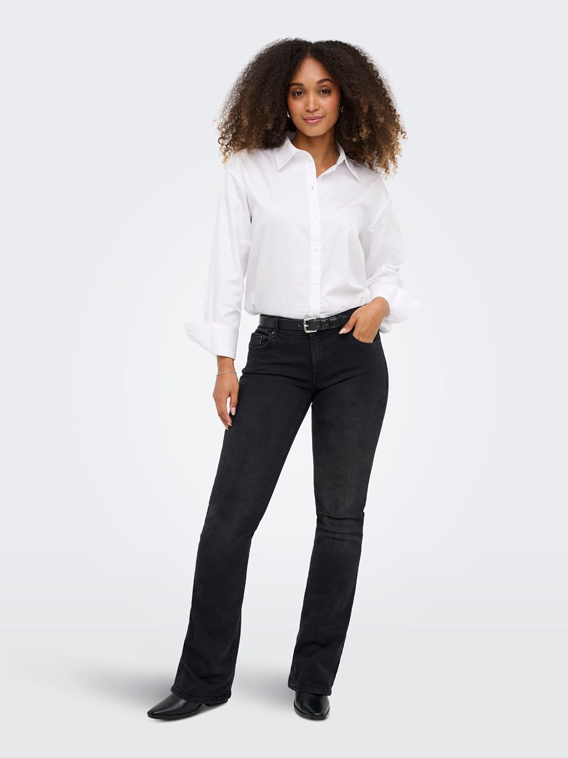 Detalle de ONLY Onlrose Reg Sweet Flared DNM Bj571 : jeans femme évasés à partir de la cuisse