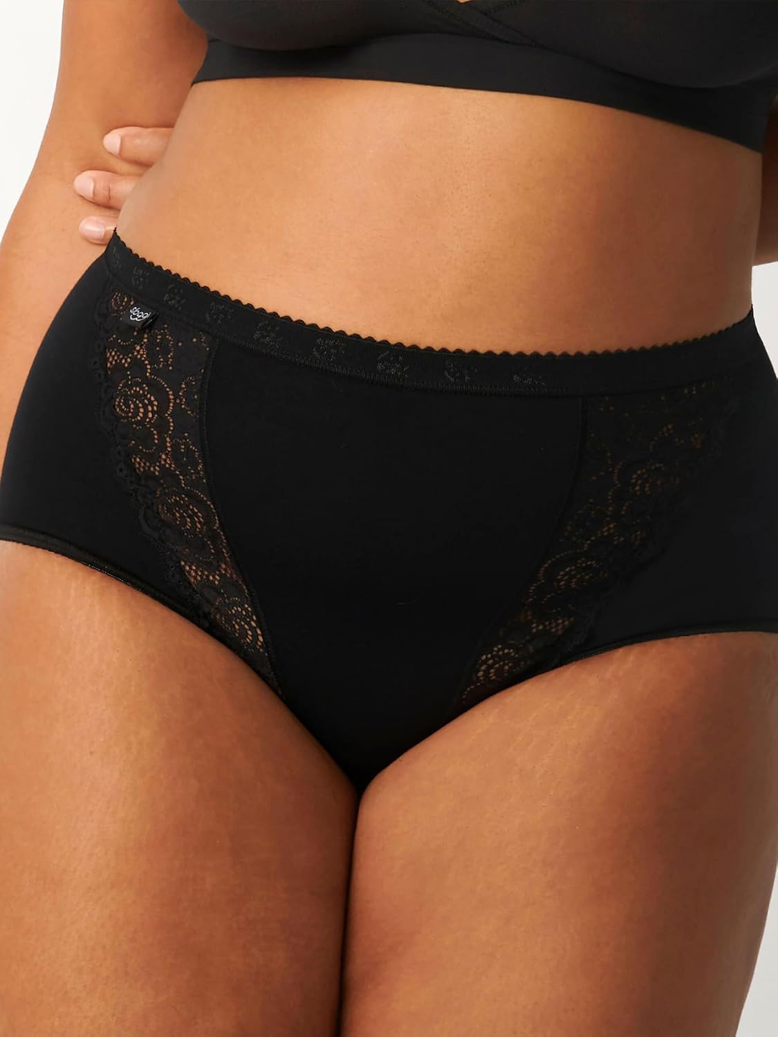 Detalle de Sloggi Chic Maxi 4p Culotte Femme – Lot de 4, coton doux et dentelle élégante