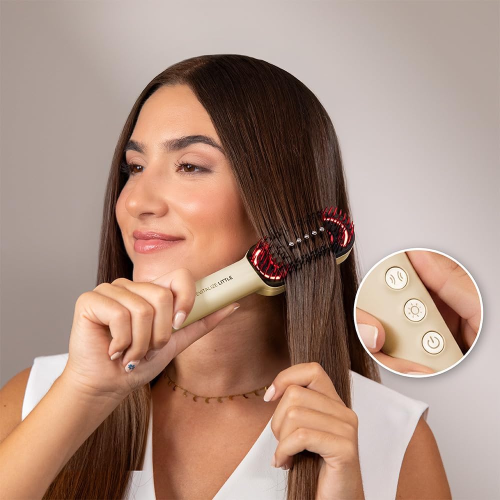Detalle de Cecotec HairCare Revitalize Little : brosse réparatrice aux 4 lumières LED, applicateur de sérum et massage vibratoire