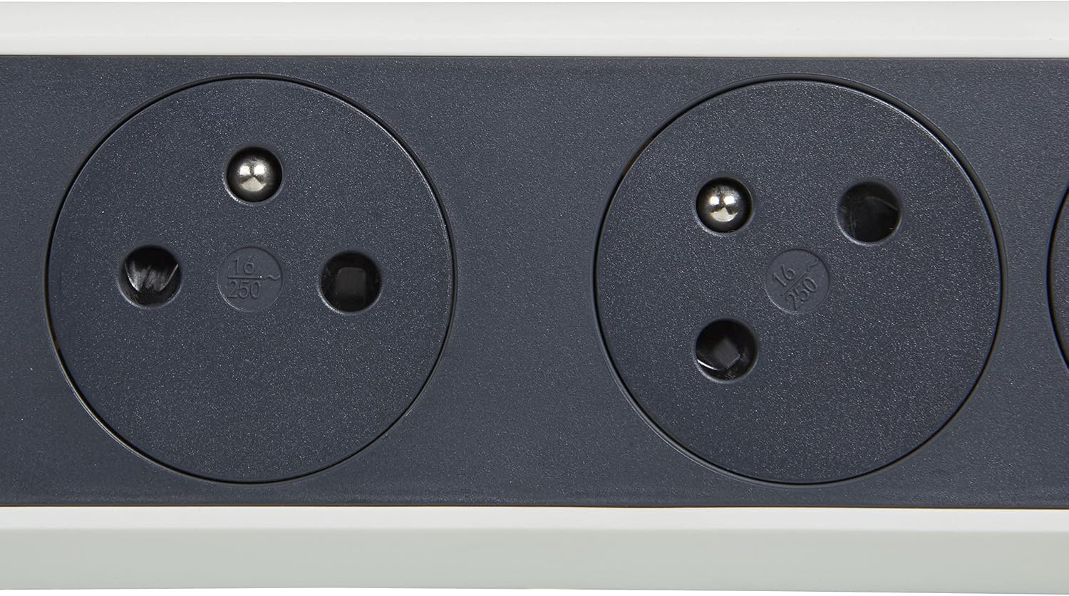 Detalle de Legrand multiprise rotative avec interrupteur et voyant LED – 5 prises surface avec terre, câble 1,5 m, blanc et gris foncé