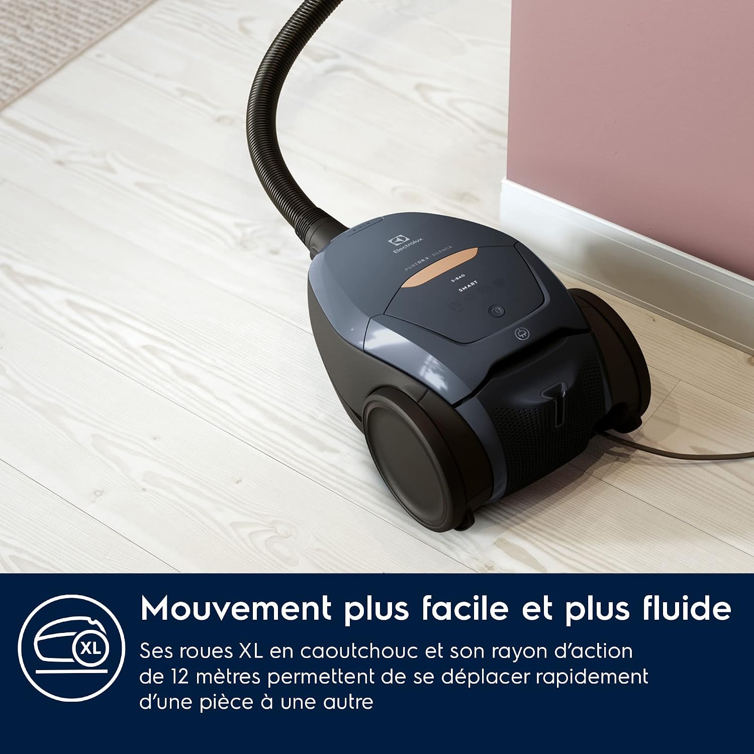 Detalle 2 de Electrolux Pure D8 PD82-8DB : Aspirateur traîneau avec sac, ultra silencieux et commandes à distance